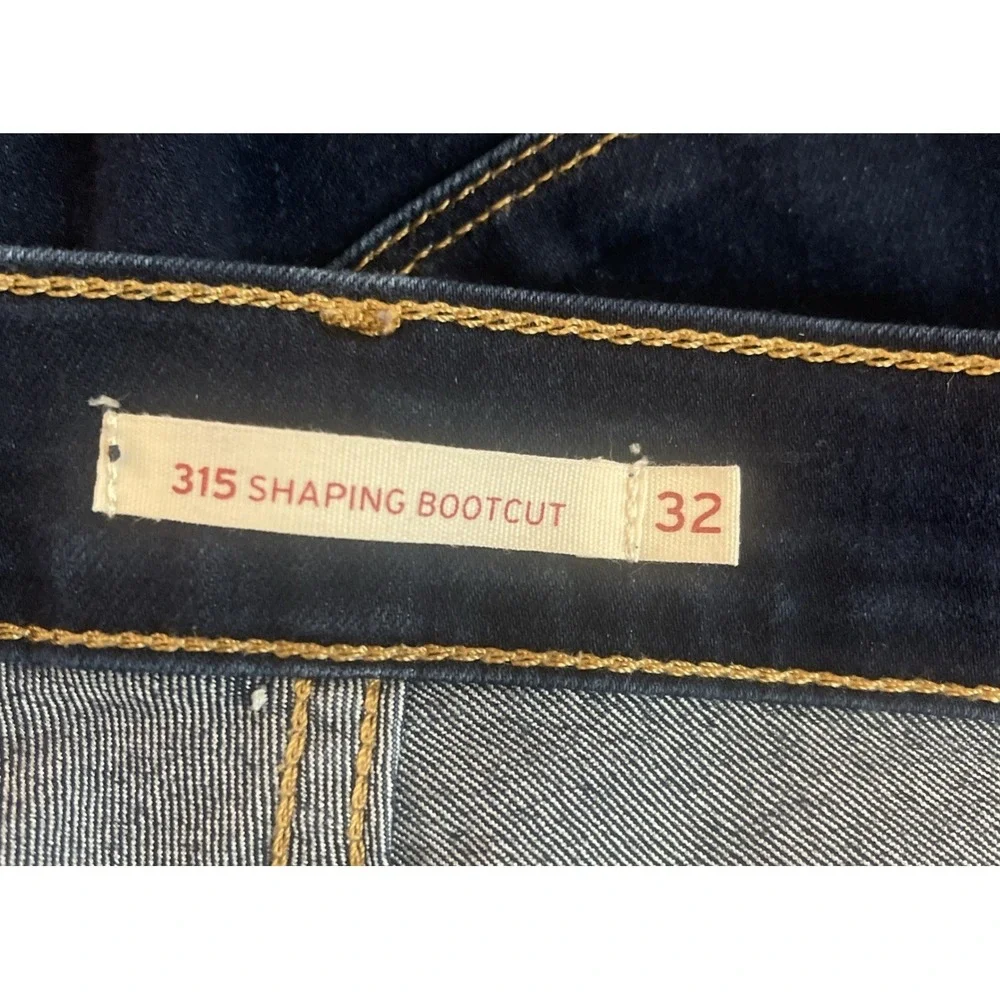 Levi's 315 Shaping Boot‎ Cut Dark Wash Shaping Jeans Women's Size 32x32